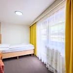 Hotel apartamentowy Gaestehaus Dorfschmiede
