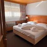 Gaestehaus Dorfschmiede Hotel apartamentowy